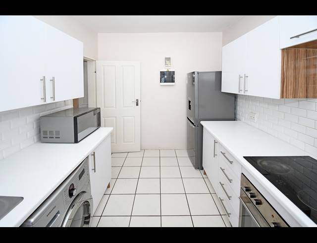 2 BEDROOM APARTMENT FOR SALE IN CRAIGHALL PARK